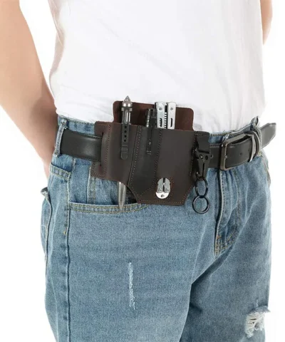 Étui en cuir pour multi-outil