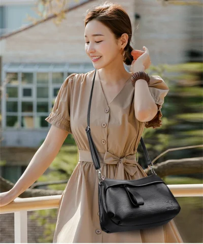 Sac à bandoulière et à bandoulière tendance en cuir PU pour femme